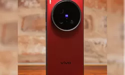 Vivo X200 Ultra, Ponsel yang Dibekali Lensa Kamera Teleconverter 200mm Setara DSLR