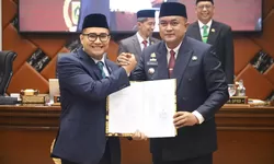 Gelar Rapat Paripurna, Bupati Rudy Susmanto dan DPRD Kabupaten Bogor Sepakati Perubahan KUA-PPAS 2025