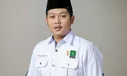 Pansus 8 DPRD Kota Bandung Bahas Perda Pesantren, Tekankan Pengakuan dan Dukungan Pemerintah