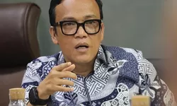 Profil Immanuel Ebenezer, Loyalis Joko Widodo, Serta Kontroversi Soal #KaburAjaDulu