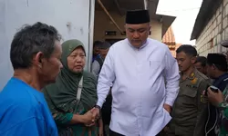 Sampaikan Duka Cita Mendalam, Bupati Bogor Sambangi Keluarga Korban Majelis Taklim Ciomas