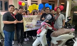 Program Lucky Bean Hadirkan Kejutan! Pelanggan Setia Dapat Motor Stylo dari Alfamart