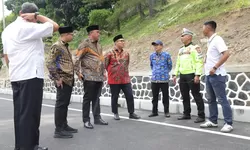 Perkuat Akses dan Mobilitas Warga Bogor, Rudy Susmanto Tinjau Kesiapan Jalan Shortcut Subianto Sentul