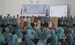 Bagikan Atribut dan Sembako untuk Warga Jasinga, PKK Kabupaten Bogor Wujudkan Kepedulian Terhadap Lansia