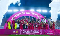 Garuda Pertiwi Cetak Sejarah : Timnas Putri Indonesia juara Piala AFF Putri 2024, setelah menang 3-1 atas Kamboja