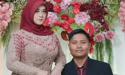 Usai Video 'Unboxing' Viral, Bu Guru Salsa Kini Alih Profesi Jadi Gamer di TikTok Bareng Suami