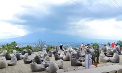 Sajikan Keindahan View Pegunungan, Kopi Nako Kebon Jati Bogor Jadi Tempat Nongkrong yang Pas untuk Melepas Penat