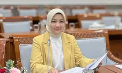 Lebih Kaya dari Ridwan Kamil, Ini Sepak Terjang Perjalanan Karier Atalia Praratya