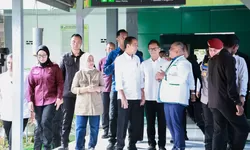 Potret Presiden RI Joko Widodo Kunjungan Kerja di RSUD HA Sulthan Daeng Radja Bulukumba