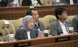 Menteri PANRB Pastikan Gaji ke-13 dan THR ASN 2025 Tetap Cair, Alokasi Anggaran Sudah Disiapkan