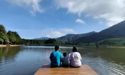 Telaga Saat Bogor Jadi Spot Wisata Glamping Baru di Puncak! Nikmati Berkemah dengan 3 Keindahan View Sekaligus: Kebun Teh, Pegunungan, dan Danau