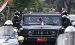 Prabowo Sopiri Presiden Joko Widodo Saat Kunjungi PT Pindad