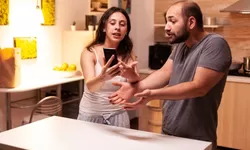 Marak Kasus Perselingkuhan, Ini Penjelasan Psikologi Kenapa Orang Suka Selingkuh dan Cara Menghadapinya