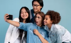 Dikenal Sebagai Pribadi yang Ekspresif, Siapa Sebenarnya Pemilik Tipe Kepribadian MBTI Ekstrovert itu?