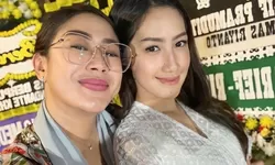 Anak Tamara Tyasmara Meninggal, Masih Sempat Catokan dan Dandan, Netizen: “Vibesnya Lebaran Gak Sih?”