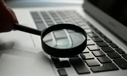 Selain Pelecehan Seksual, Taeil NCT Juga Diduga Menguntit Korbannya