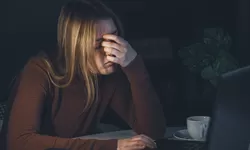 Begadang karena Tugas atau Kerja Malam? Simak Tips Aman Biar Gak Tumbang