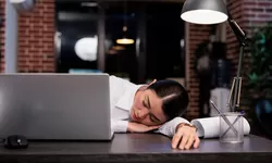 6 Olahraga Ringan Ini Terbukti Membantu Tidur Lebih Nyenyak dan Berkualitas