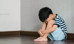 Sangat Bepengaruh! Ini Efek Trauma Masa Kecil terhadap Pola Komunikasi Dewasa