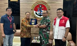 Peringati HUT TNI & TNI AL ke-79, INTI Serta Lantamal IV & Lainnya Gelar Operasi Katarak Gratis