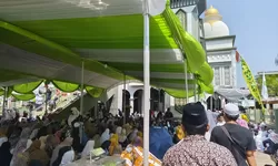 Haul Mbah Ru'yat Kaliwungu Kendal