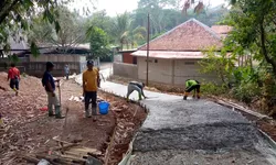 Pemdes Singajaya Manfaatkan Bankeu 2026 untuk Peningkatan Jalan Kampung Rawa Gede