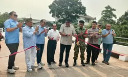 Bupati Rudy Susmanto Resmikan Jembatan Tarikolot–Karang Asem Timur, Perkuat Akses Kawasan Industri