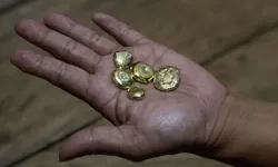 Hidup Terancam Pahit, Penambang Pohuwato Bingung Jual Emas di Tengah Larangan PETI