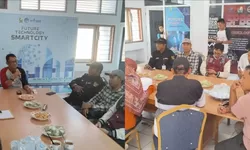 Diskominfo Majene Ajak Jurnalis Bedah Arus Informasi, Bukan Sekadar Corong Pemerintah