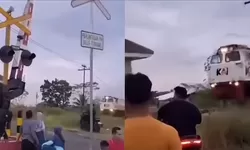Ironi Rel Bedadung Jember! Fasilitas Lengkap Tanpa Penjaga, KA Sangkuriang Hantam Pemotor