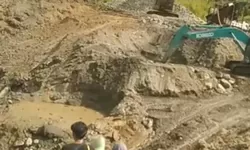 Menanti Ketegasan Aparat di Kubangan Emas Sausu Torono