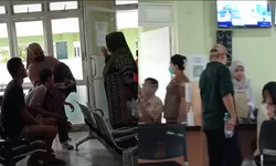 Viral Tangis Ibu di RSUD Madani Palu Akibat Birokrasi Ruwet, Netizen Desak Evaluasi Total Manajemen