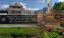 Warga Curiga Ada Bisnis Ban Bekas Pakai Tenaga Napi di Lapas Kolonodale