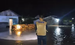 Banjir Rendam Parigi Moutong Tengah Malam, TRC Evakuasi Warga Olaya dan Pombalowo