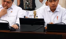 Denny Indrayana Soroti Posisi Duduk Gibran di Sidang Kabinet, Dinilai Melanggar Protokol Konstitusi