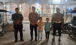 Berikan Rasa Aman, Personel Polres Tanjung Balai Jaga Ketat Ibadah Shalat Tarawih