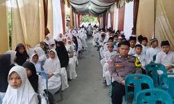 Polres Tanjung Balai Hadiri Penyaluran Bingkisan Lebaran untuk 300 Anak Yatim, Wujudkan Kepedulian