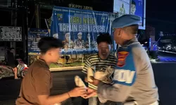 Hari ke-21 Ramadhan, Polres Langkat Berbagi Nasi Sahur untuk Masyarakat