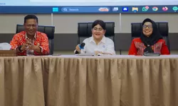 Ketua PKK Pematangsiantar  Menghadiri Acara LP3PKK di Serbaguna.