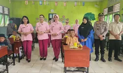 Pendistribusian Makanan Bergizi Gratis Pantau Langsung Kapolres Tanjung Balai
