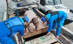 Sat Polairud Polres Tanjung Balai Perketat Pemeriksaan Kapal Nelayan Jaga Keamanan Laut