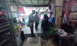 Sat Binmas Polres Tanjung Balai Sambangi Pedagang Kembang Api Jaga Kekhusyukan. Ramadhan
