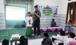 Cetak Generasi Anti-Bullying, Serda Awaludin Tanamkan Karakter di Pesantren Ramadhan SDN 2 Waru