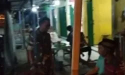 Patroli Humanis Babinsa Sawit, Perkuat Keamanan dan Kedekatan dengan Warga