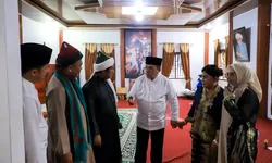 Wesly Silalahi  menghadiri Halal Bihalal Hari Raya  di Pondok Persulukan Serambi Babussalam.