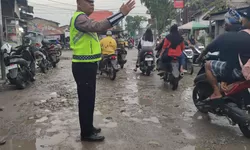 Sat Lantas Polres Tanjung Balai Patroli Sore di Titik Rawan Ciptakan Rasa Aman.