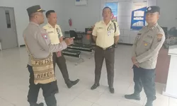 Sat Binmas Polres Tanjung Balai Sambangi Satpam Bank BRI Unit Veteran