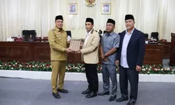 DPRD Batu Bara Rapat Paripurna Penyampaian Nota LKPJ Bupati Tahun 2025