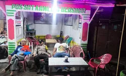 Jaga Kenyamanan Warga di Malam Hari, Polsek Teluk Nibung Aktifkan Ronda Malam di Pos Kamling