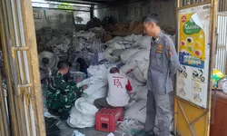 Peran Serta Babinsa Joyotakan Dalam Proses Bank Sampah